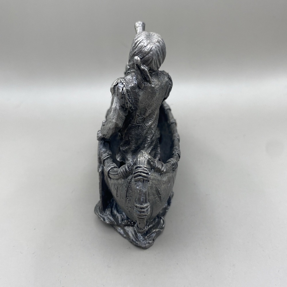 Pewter Native American Indian and Wolf Canoe Paddle Western Figurine - Picture 4 of 5